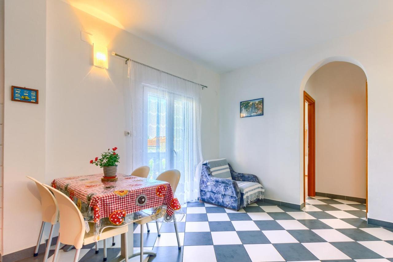 Apartmani Vukicevic Vodice Eksteriør billede