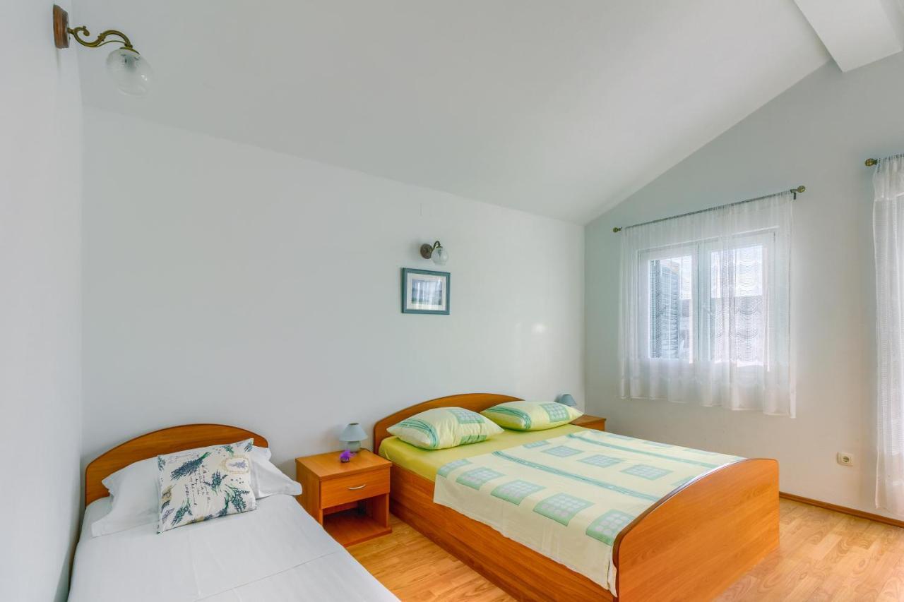 Apartmani Vukicevic Vodice Eksteriør billede