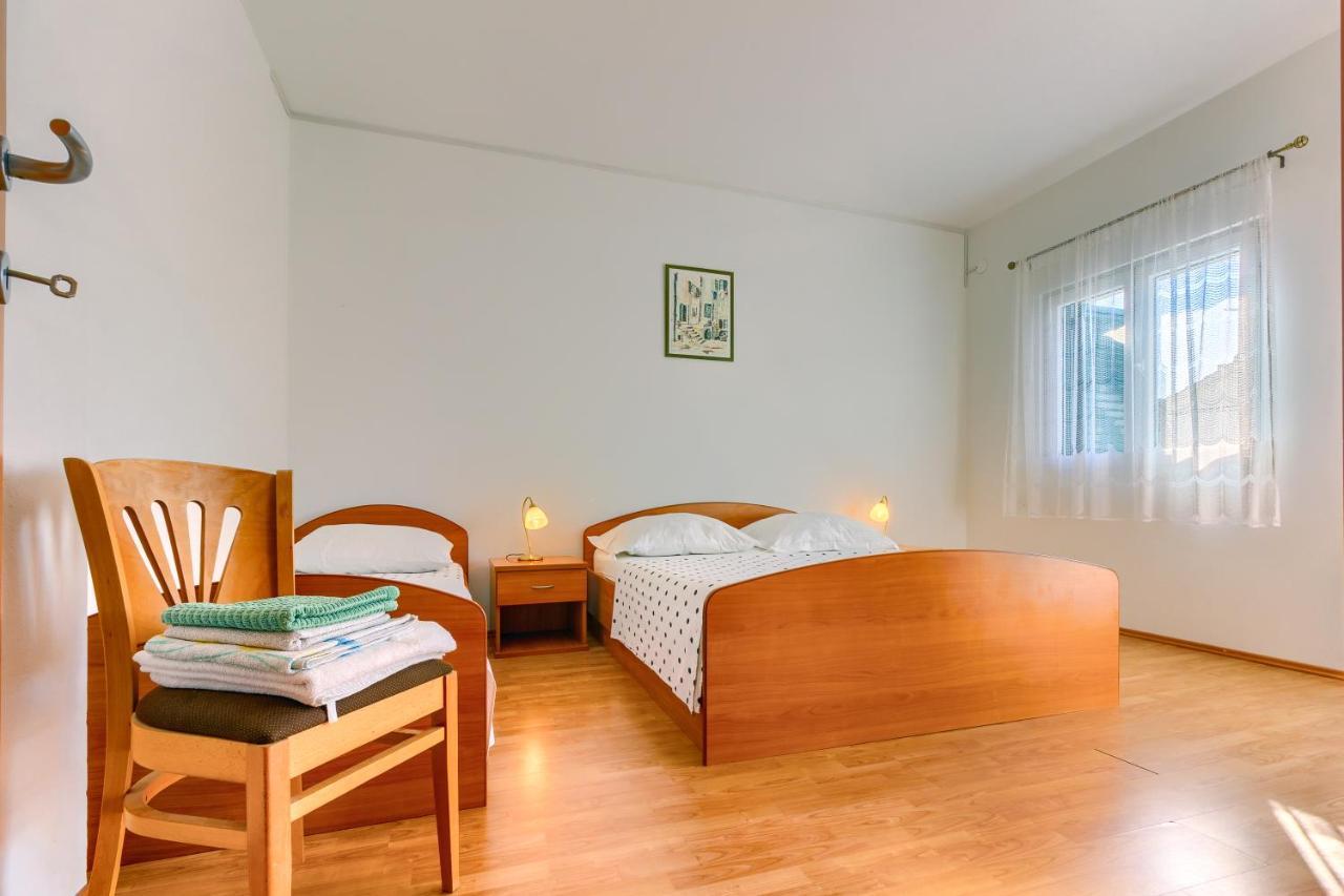 Apartmani Vukicevic Vodice Eksteriør billede