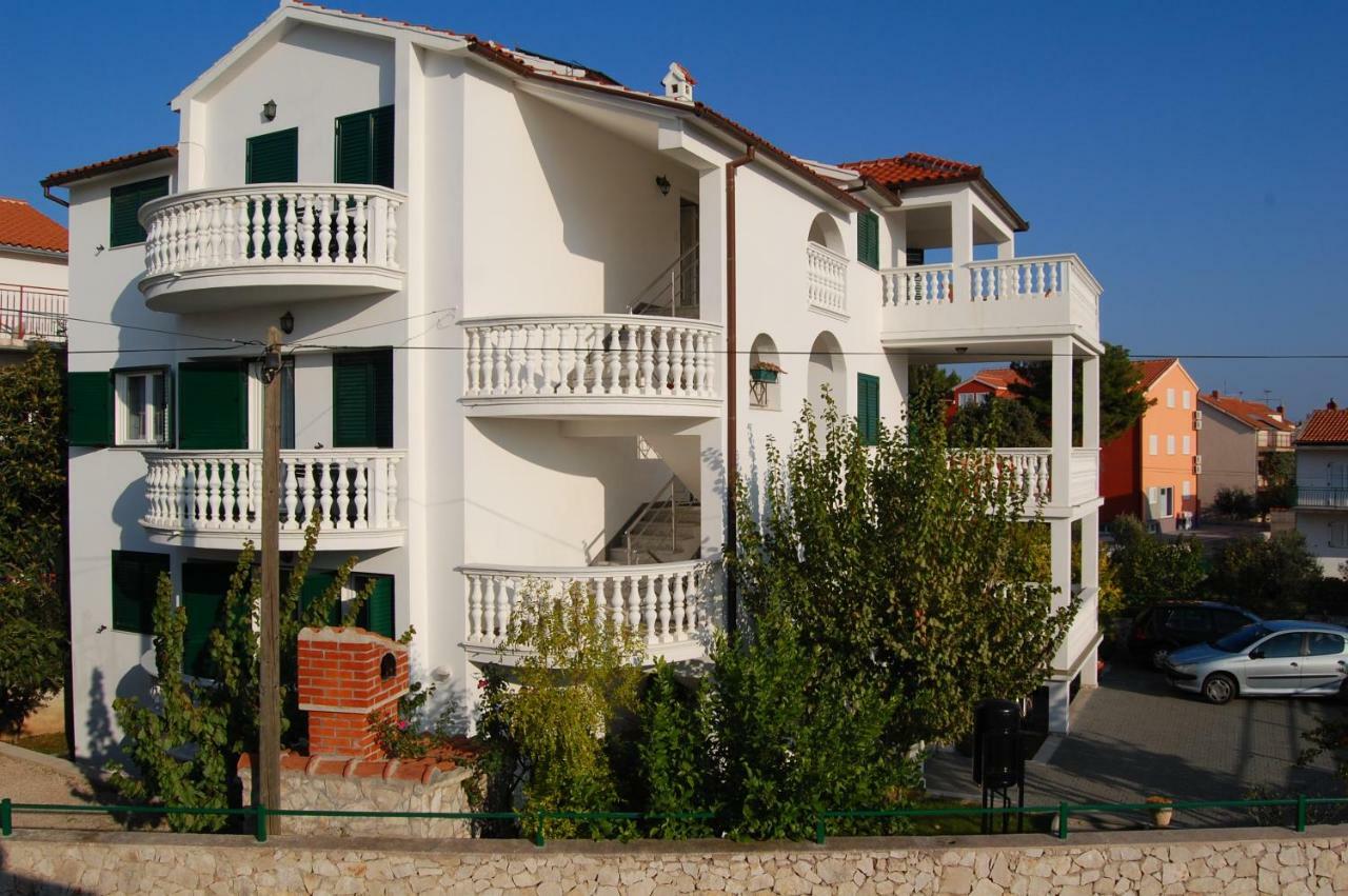 Apartmani Vukicevic Vodice Eksteriør billede